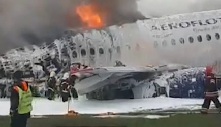 Певица Апина описала посадку горящего в Шереметьево Superjet-100