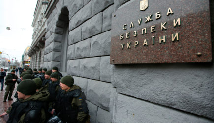 Украинских депутатов уличили в пытках пленных