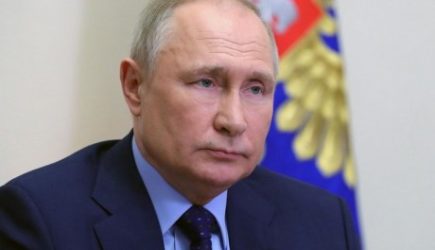 Путин объявил о повышении пенсий и соцвыплат для россиян
