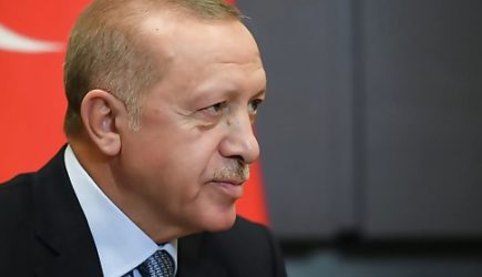 СМИ: Эрдоган планирует снабжать Европу нефтью и газом