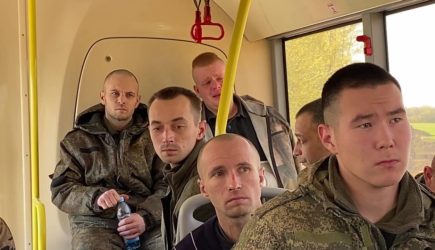 Вернувшийся из плена российский боец рассказал об украинских надзирателях