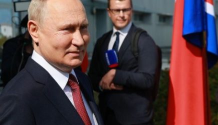 Путин призвал Киев «не плясать под чужую дудку»