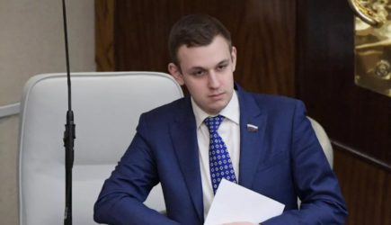 Депутат ГД Власов предложил ввести трудовую льготу для работающих с инвалидами