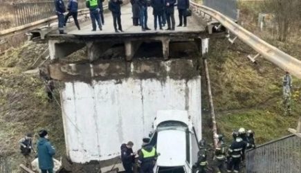 В Московской области рухнул мост: кто пострадал, кого накажут