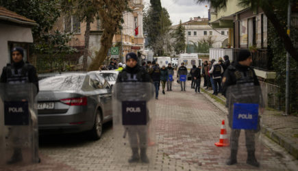 Hürriyet: нападение на церковь в Стамбуле было «посланием» христианскому миру