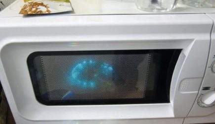 Опасно для здоровья: эту посуду нельзя нагревать в микроволновке