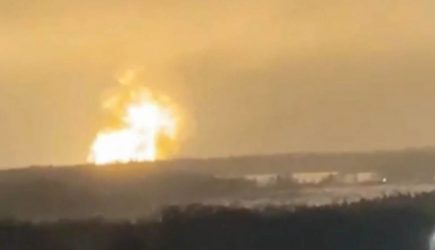 На оборонном заводе в России произошел мощный взрыв. Там проходили испытания ракетных двигателей